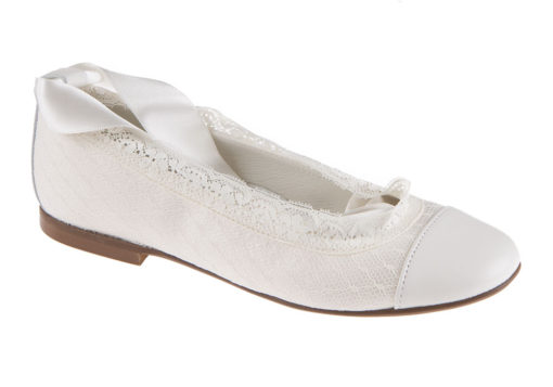 ZAPATO DE NIÑA COMUNIÓN PLUMETI CRUDO y CINTA DE RASO