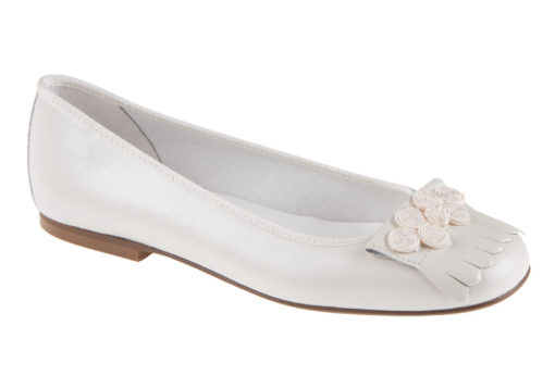 ZAPATO DE NIÑA COMUNIÓN CRUDO NACARADO