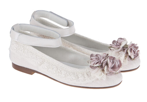 ZAPATO DE NIÑA COMUNIÓN DE LINO BEIG CON CORREA - Imagen 2