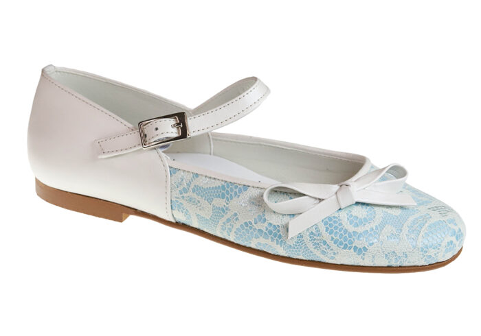 ZAPATO DE NIÑA COMUNIÓN ENCAJE CRUDO RASO CELESTE