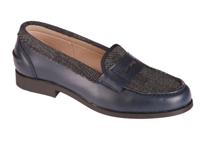 ZAPATO DE MUJER MOCASIN MARINO