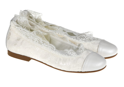 ZAPATO DE NIÑA COMUNIÓN CON ENCAJE CRUDO - Imagen 2