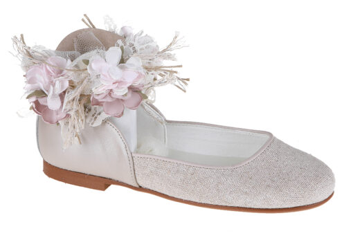 ZAPATO DE NIÑA COMUNIÓN TALÓN ALTO CON TUL Y FLORES AL TOBILLO