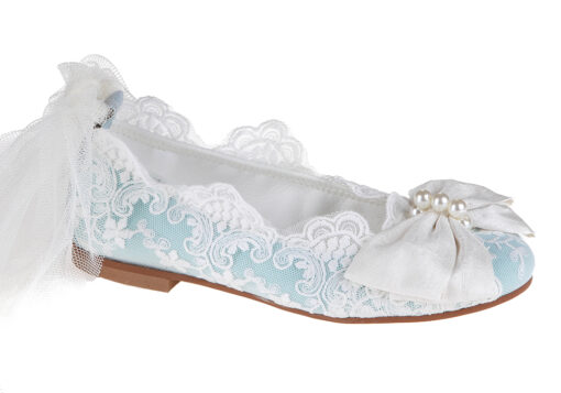ZAPATO DE NIÑA COMUNIÓN PUNTILLA CELESTE