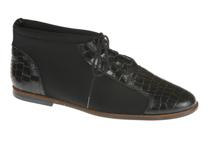 ZAPATO ABOTINADO LICRA NEGRO