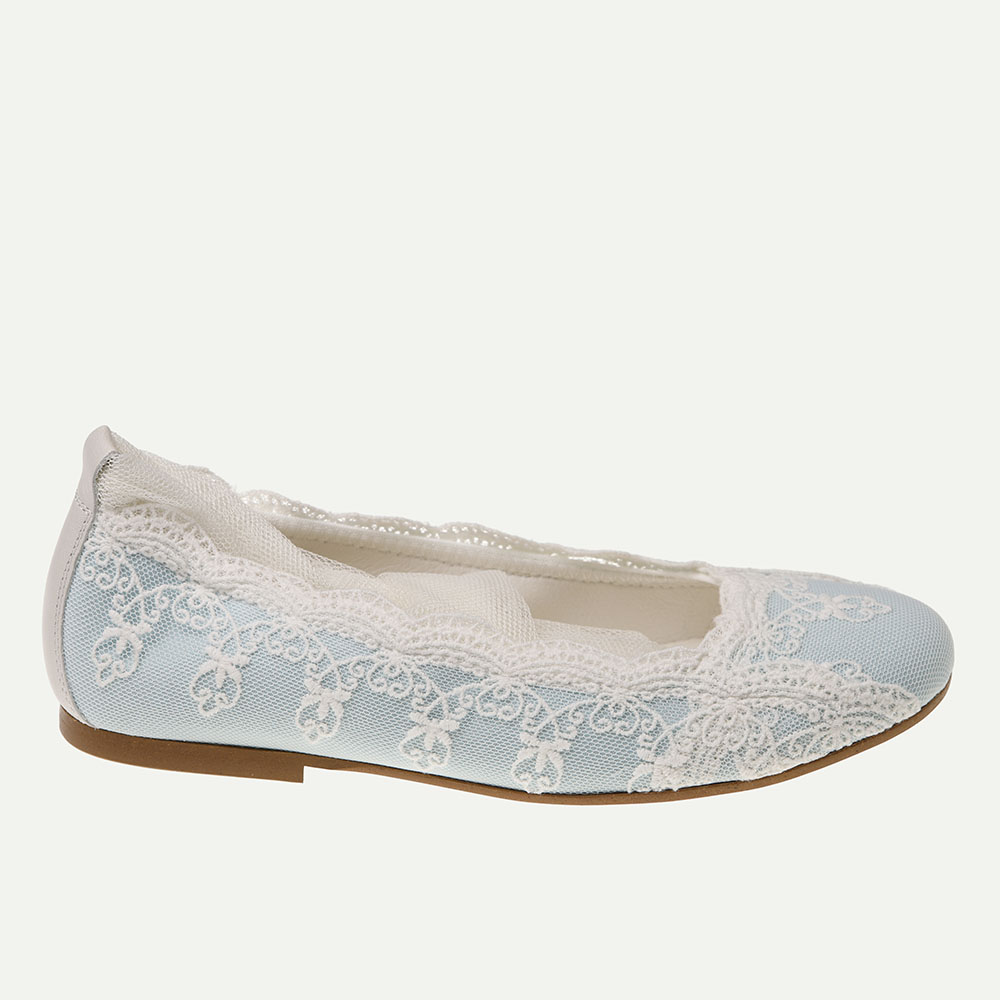 ZAPATO COMUNIÓN NIÑA ENCAJE CELESTE
