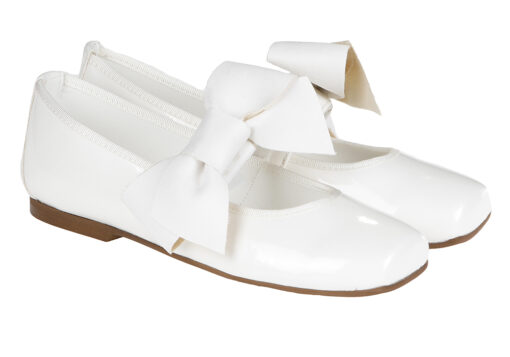 ZAPATO MERCEDITA CHAROL BLANCO